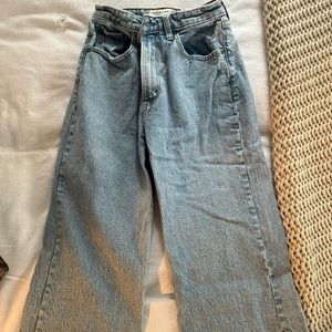 Abercrombie jeans